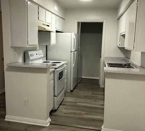 5th image of 8801-8801 Hammerly Blvd #908