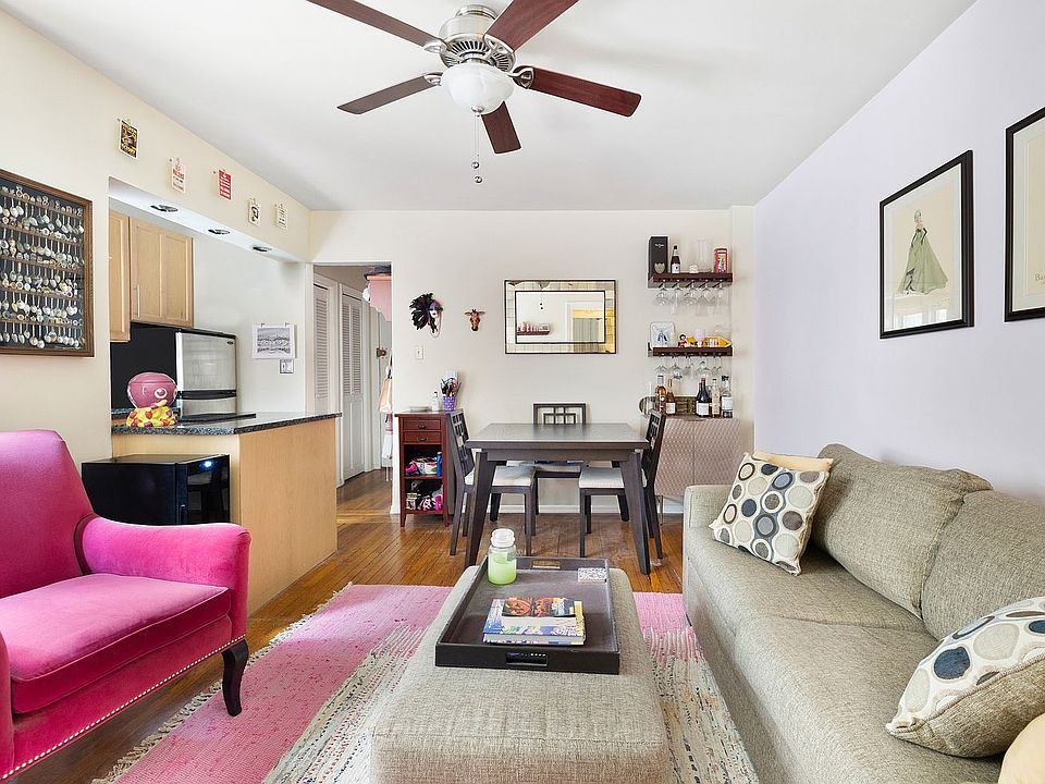 1st image of 319 W 18th St APT 1D