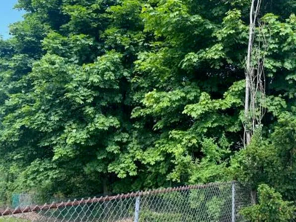 Rock St, Pittston, PA 18640