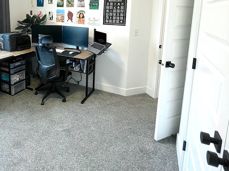 48 N 2000 W — Photo 17
