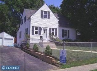 615 Pennsylvania Ave, Prospect Park, PA 19076