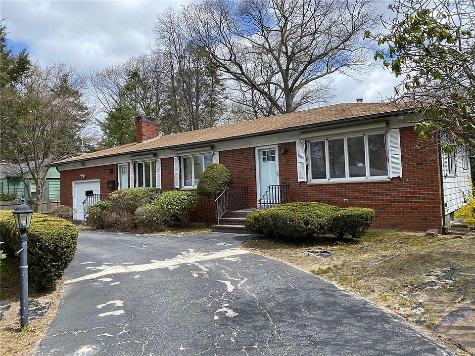 1st image of 246 Bretton Woods Dr