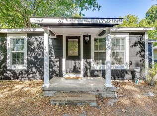 405 N Baker St, Granbury, TX 76048