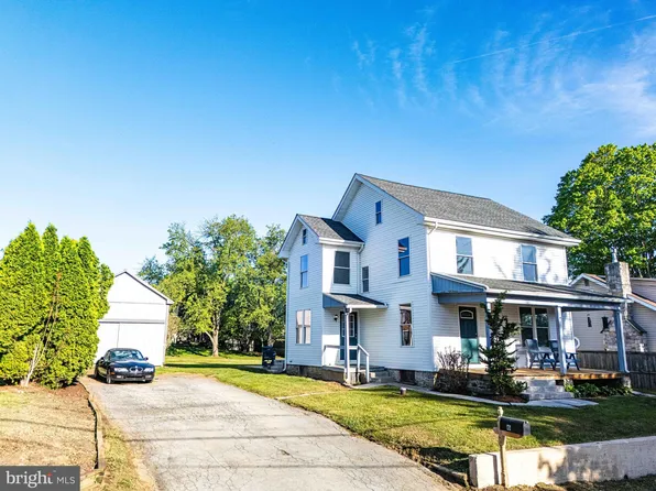 6 N Soudersburg Rd, Gordonville, PA 17529