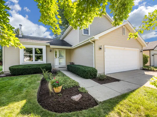 316 S Cross Trl, McHenry, IL 60050