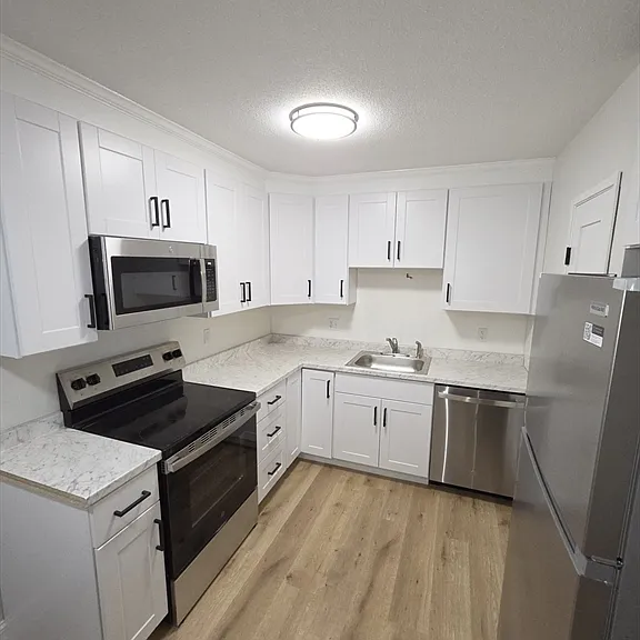 7 Chapel Hill Dr #11 — Photo 4