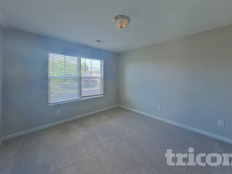 539 Branch Wood Dr — Photo 12