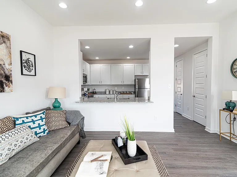 Breeze Hill by JBG Rentals — Photo 12