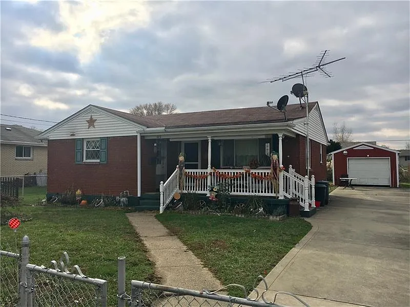 422 Jacobs St photo 1