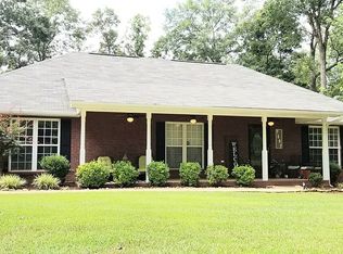 7597 Lower Blue Springs Rd, Hamilton, GA 31811