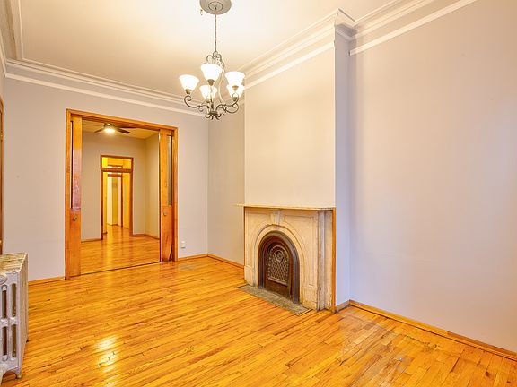 2nd image of 38 E 7th St #2
