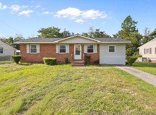 6409 Winthrop Dr, Fayetteville, NC 28311