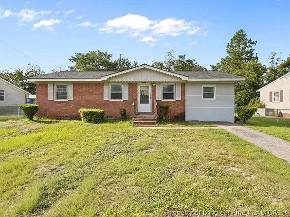 6409 Winthrop Dr, Fayetteville, NC 28311