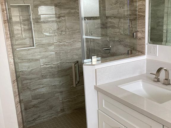 2nd bath shower