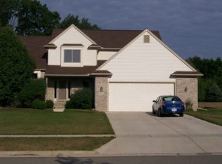 2233 Chestnut Cres, Saline, MI