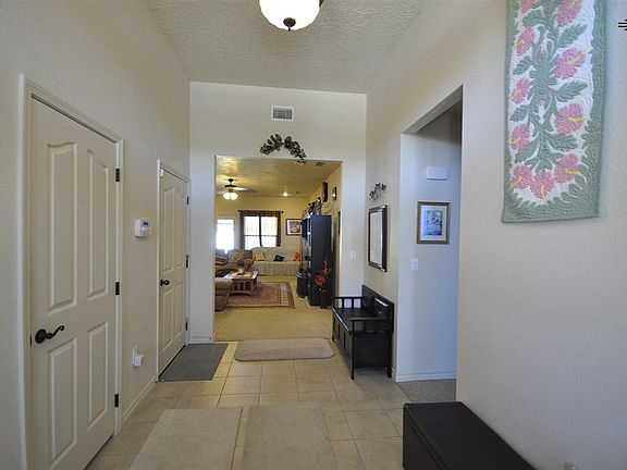 3rd image of 2709 Northglen Dr