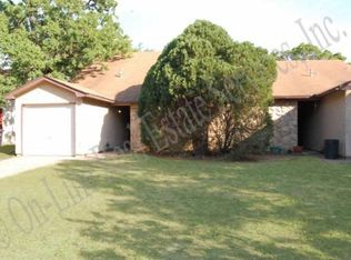 1112 Airline Dr, College Station, TX 77845