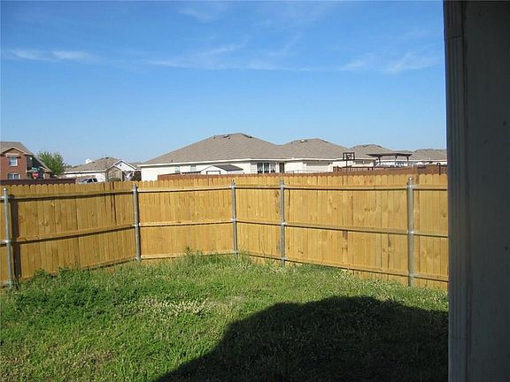 5th image of 9721 Brierwood Ln