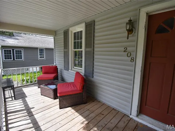 208 Wisconsin Ave, Alton, IL 62002