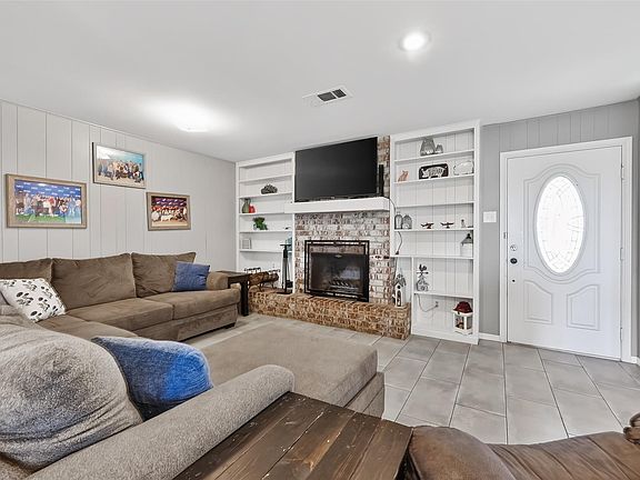 5th image of 2555 Straznicky Rd