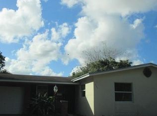 751 SW 64th Ter, North Lauderdale, FL 33068