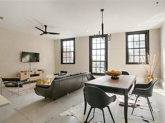 5th image of 207 N Peters St #9