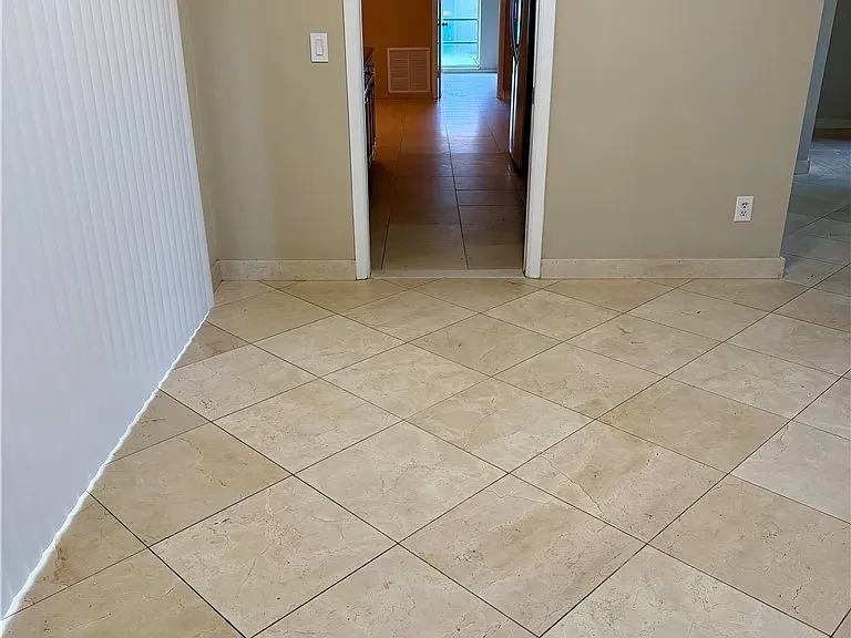 4479 Lakewood Blvd — Photo 6