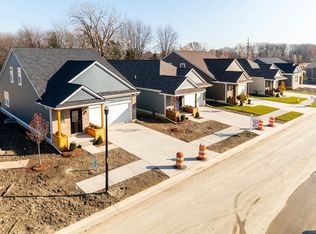 27519 Mary Jane Ln W, Chesterfield Township, MI 48047