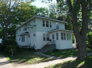 1284 W Dale Ave, Muskegon, MI 49441
