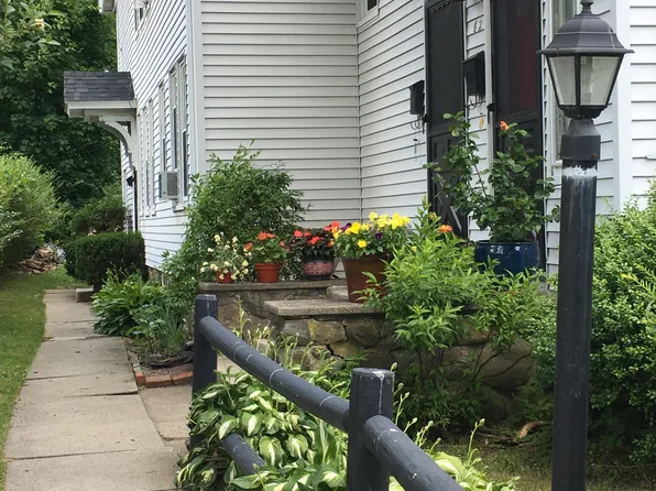 62 Haverhill St, Andover, MA 01810