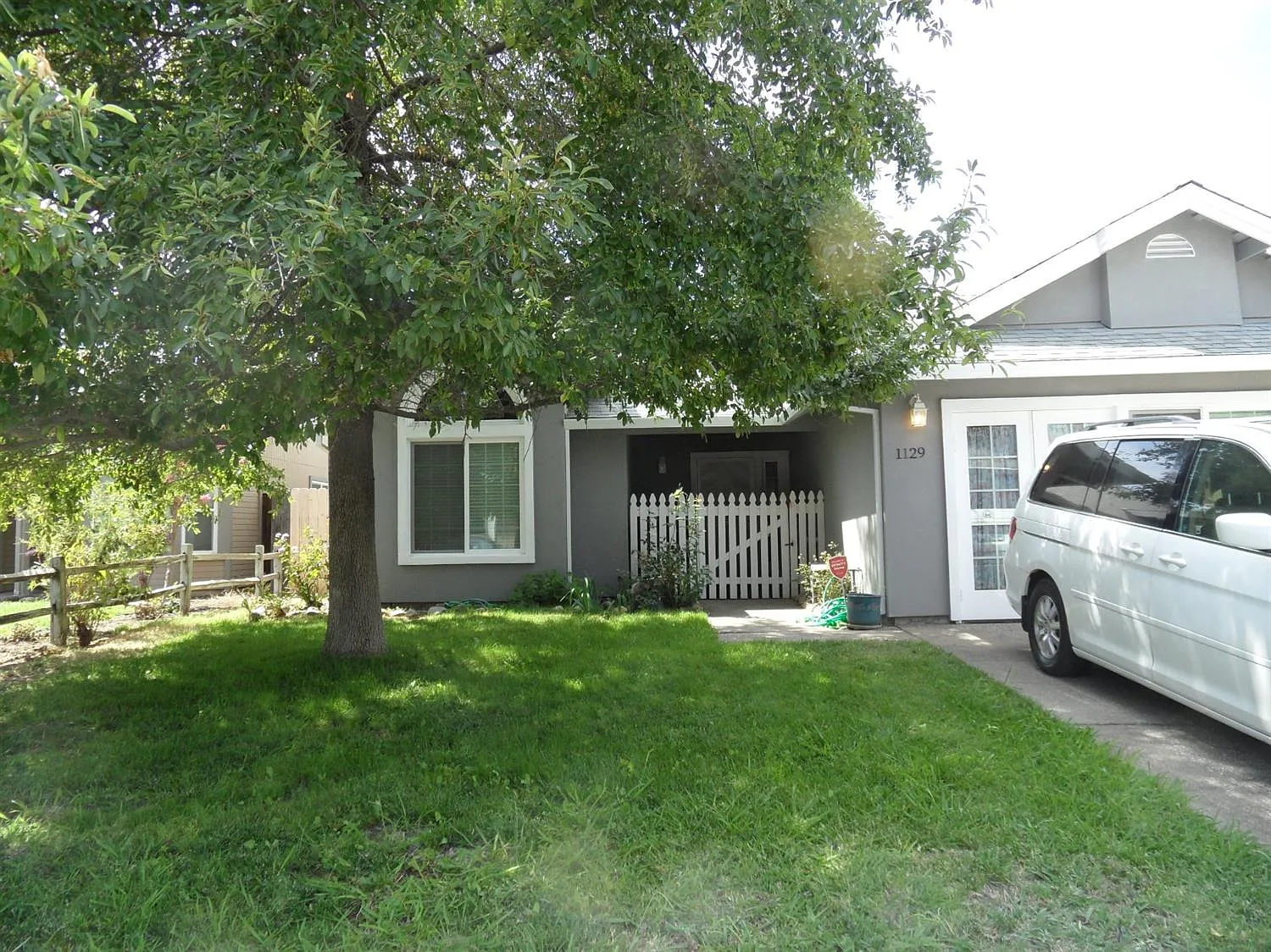 1129 Fallon Woods Way photo 1