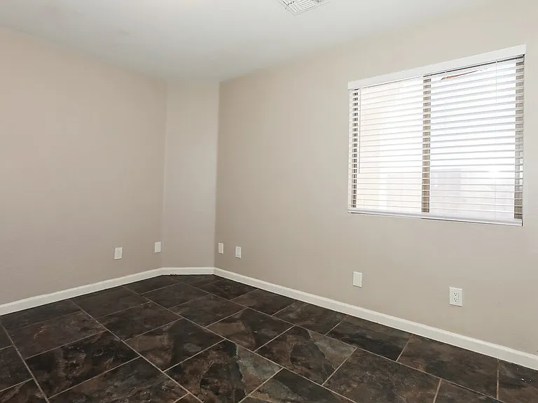 33053 N North Butte Dr — Photo 8
