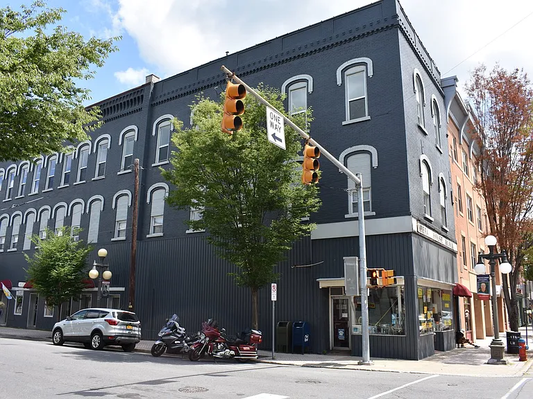 201 E Main St N #304 — Photo 1