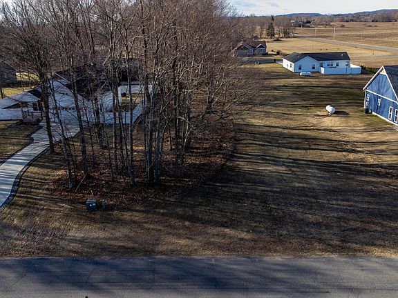 3rd image of 3 W Harrison Rd