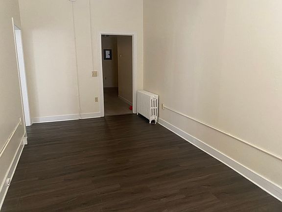 4th image of 14 Clarke St APT 3