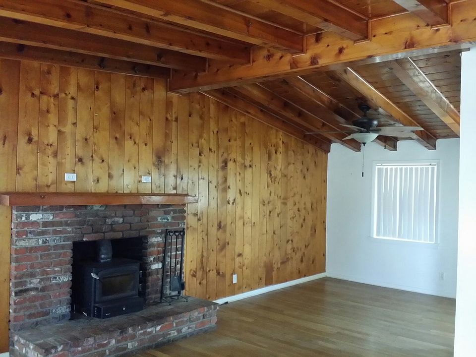2nd image of 9506 Cypress St