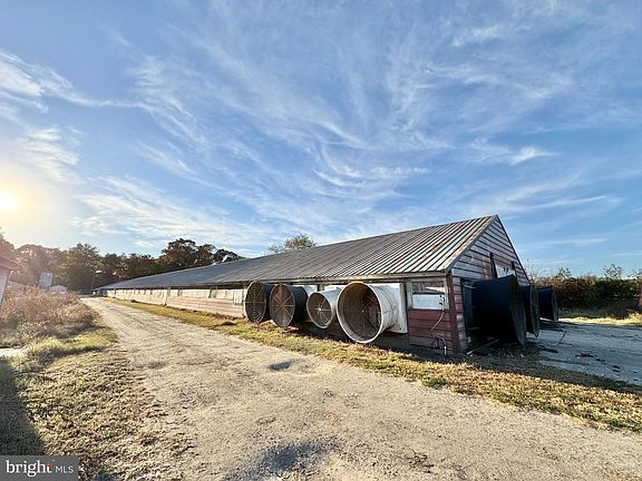 4th image of 31568 Mount Pleasant Rd