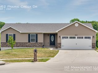 462 Prairie Creek Dr, Wentzville, MO 63385