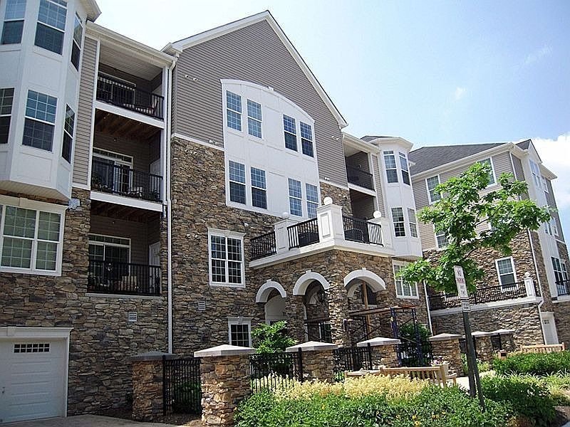 2nd image of 7101 Travertine Dr Unit 203