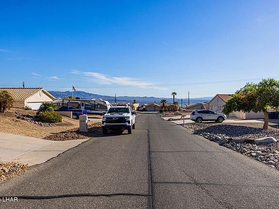 5th image of 3240 Palmtree Dr