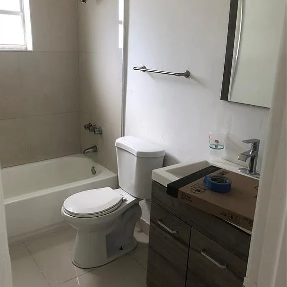 839 NW 14th Ave #1 — Photo 6