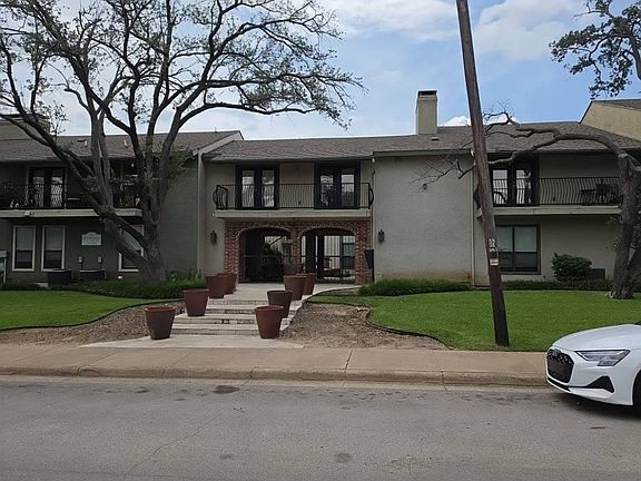 2nd image of 5816 Birchbrook Dr APT 118