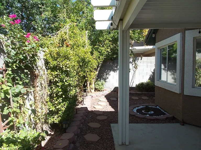 519 Crimson View Pl — Photo 25