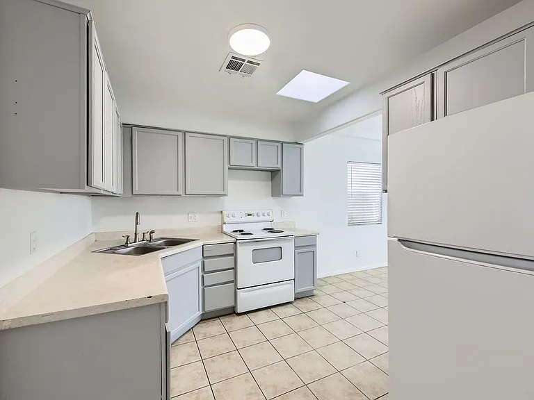2133 Ellis St #A — Photo 11