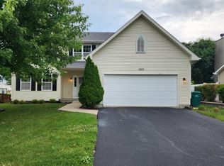 1303 Riverhaven Trl, Joliet, IL 60431