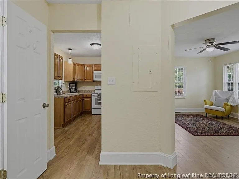 1007 Anarine Rd — Photo 7