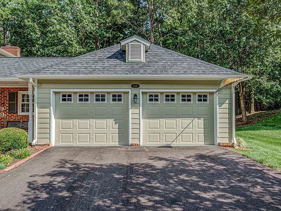 3rd image of 5656 Penguin Dr