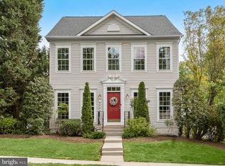 9808 Darcy Forest Dr, Silver Spring, MD 20910