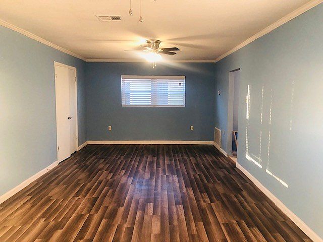 2nd image of 2710 Keystone Dr