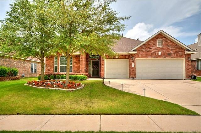 Beautiful single story brick home by Ryland Homes.
